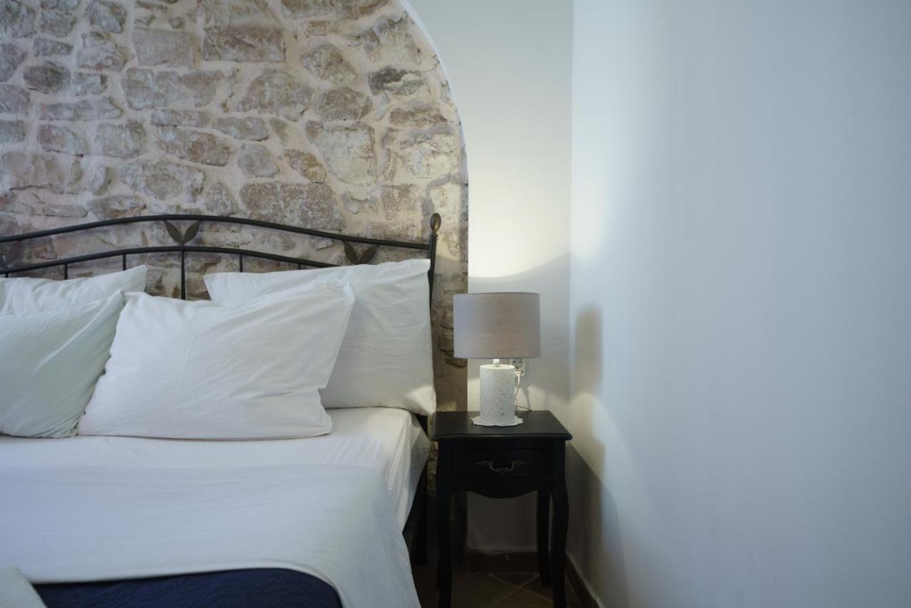 Heritage Residence In Center With Pool- Apartments Vodice Ngoại thất bức ảnh