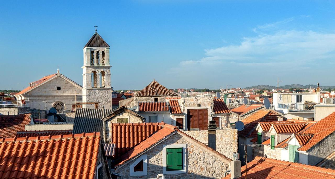 Heritage Residence In Center With Pool- Apartments Vodice Ngoại thất bức ảnh